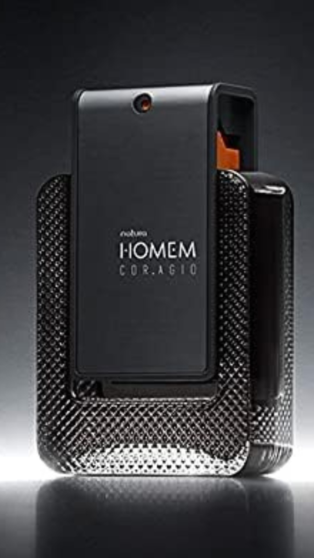 Os Perfumes Masculinos que Estão Virando Febre na Aroma de Sucesso: Conheça os Perfumes Masculinos que São Tendência em Goiás via Amazon!